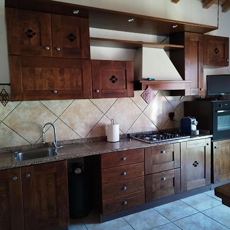B&B I Ghiri Canzo Exterior foto